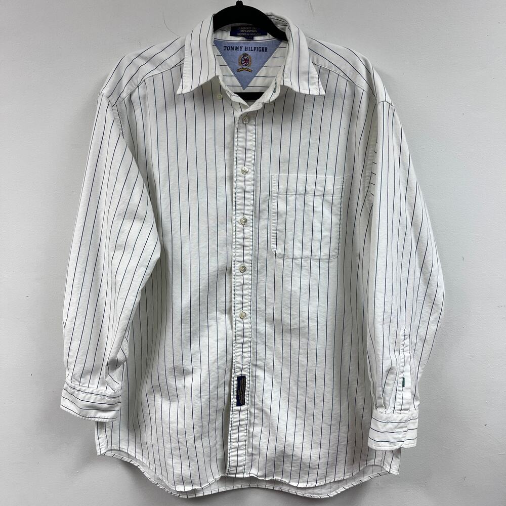 Vintage Men's 16-33 Tommy Hilfiger Collegiate Oxford  pinstripe 100% cotton